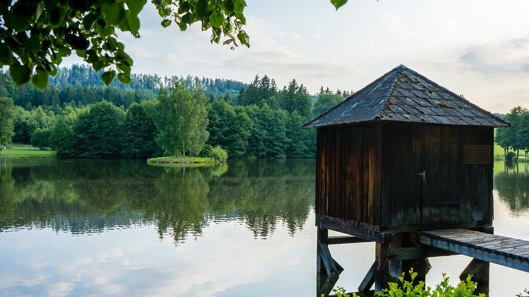 lake-6497402_1280_43_169